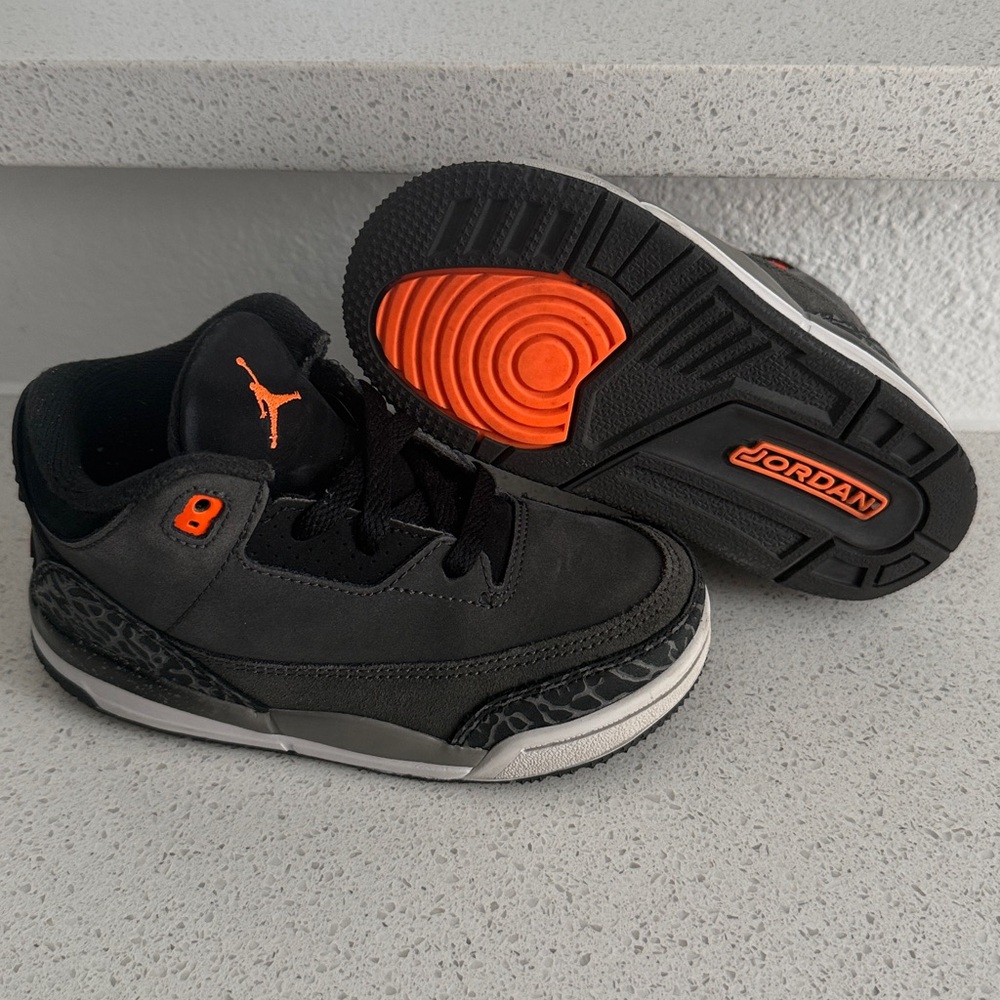 Jordan 3 Retro (TD) Kids Black and Grey with Orange Accent Nike Sneakers Size 9